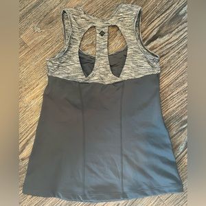 Prana XS workout top with built in bra.
